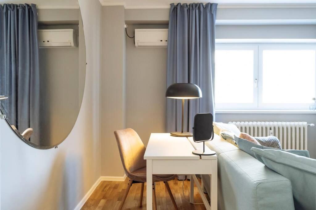 Good Vibes Central Apartment Bucureşti Exterior foto
