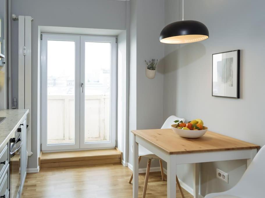 Good Vibes Central Apartment Bucureşti Exterior foto